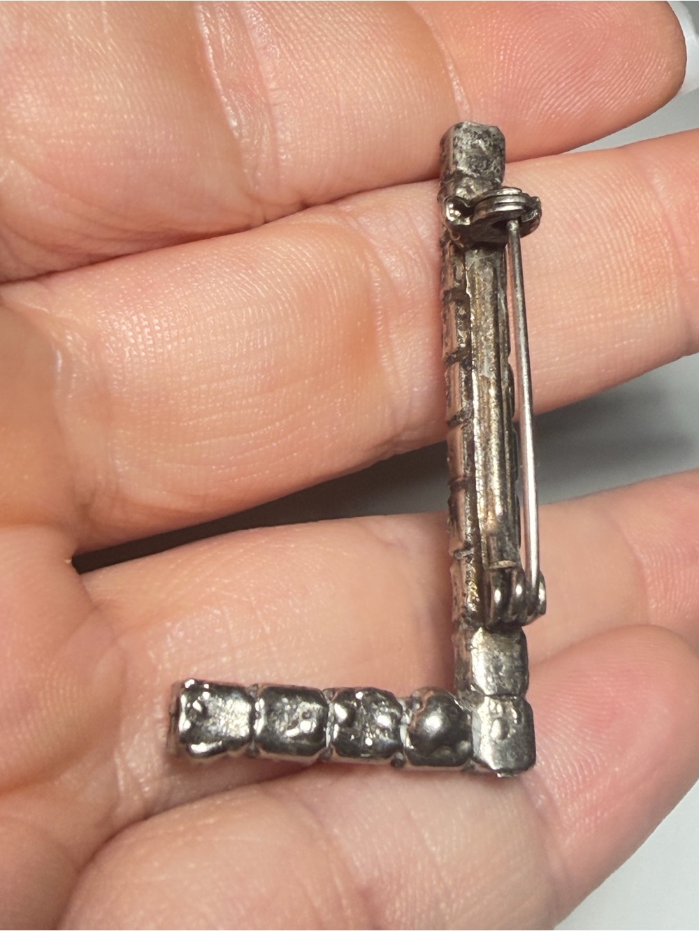 Letter L Rhinestone Brooch Initial Vintage Pin 1.75 inches - Picture 7 of 7